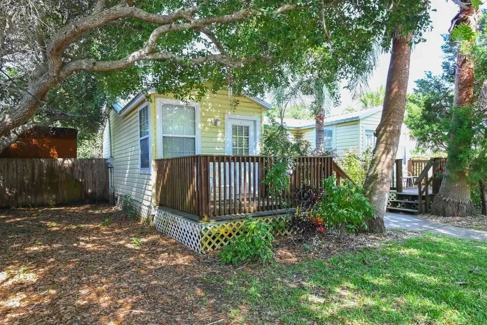 Vilano Cottage Unit A