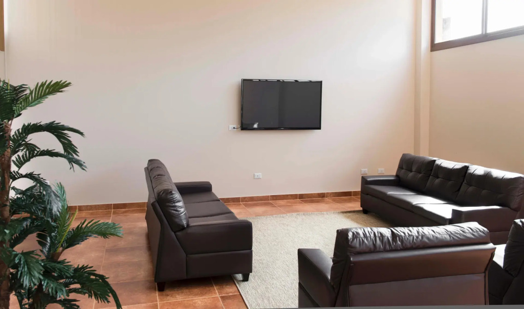ARAMI HOTEL & LODGE