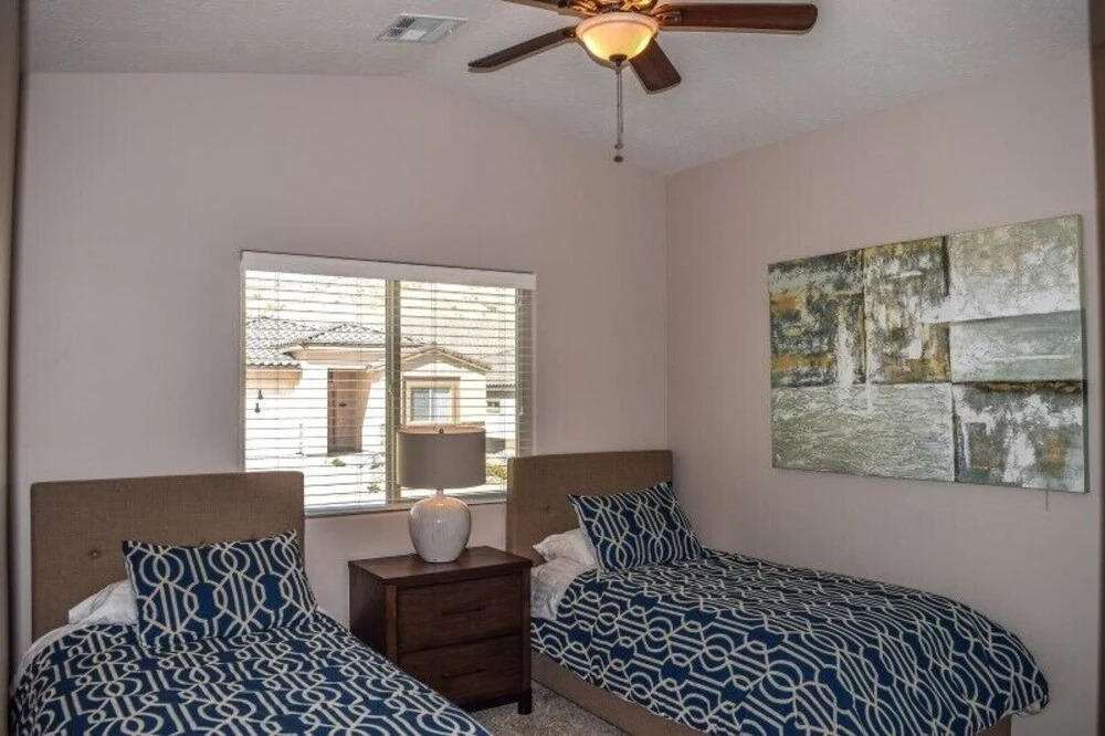 M L Paras Llc 3 Bedroom Home