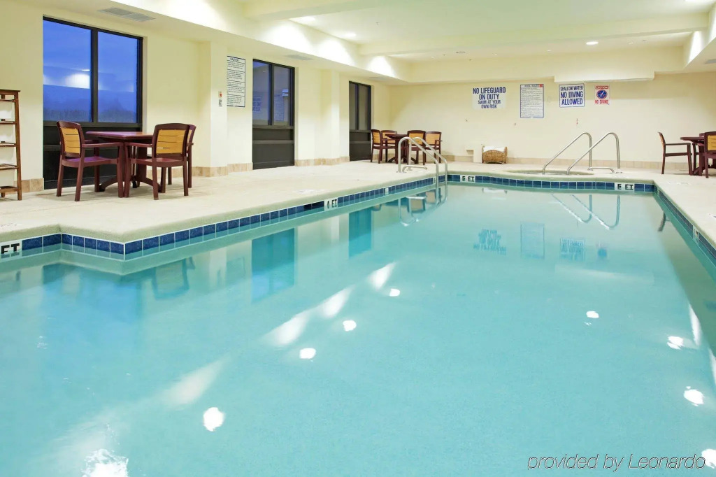 Holiday Inn Express & Suites - Hardeeville-Hilton Head by IHG