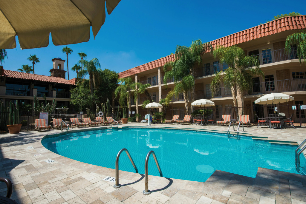 DoubleTree Suites by Hilton Tucson-Williams Center