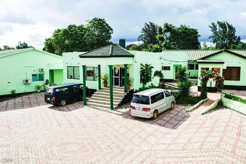 ROYAL SHALOM HOTEL