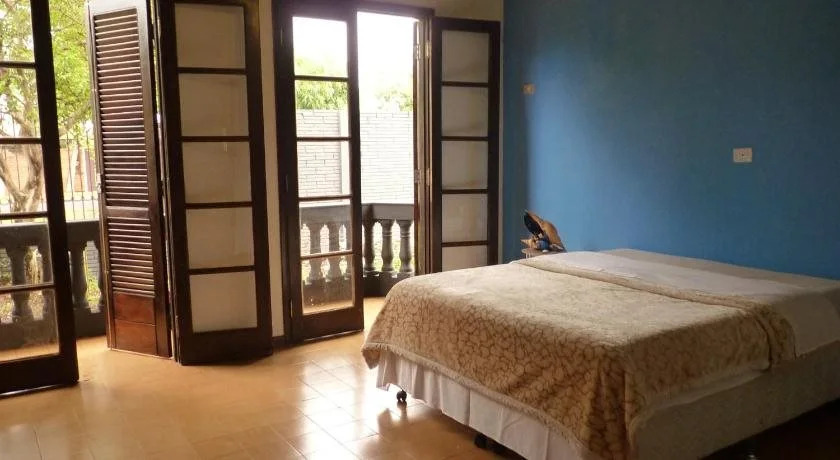 Manga Rosa Hostel
