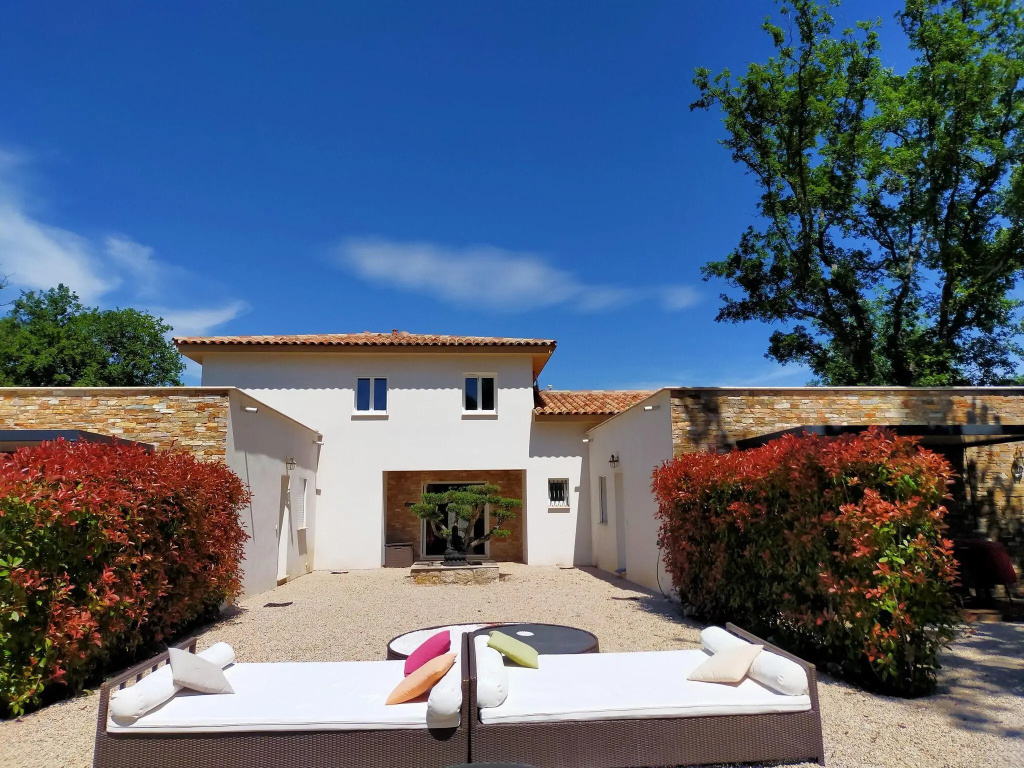 Modern Villa with Pool in Montauroux France