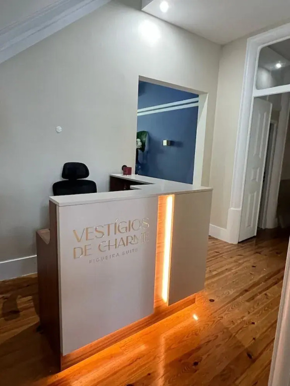 Vestígios de Charme - Figueira Suits