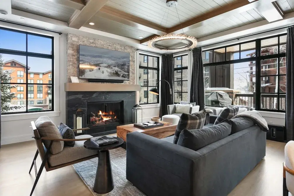 202 - Three Bedroom Condo Deluxe Flagstaff by Deer Valley Resort
