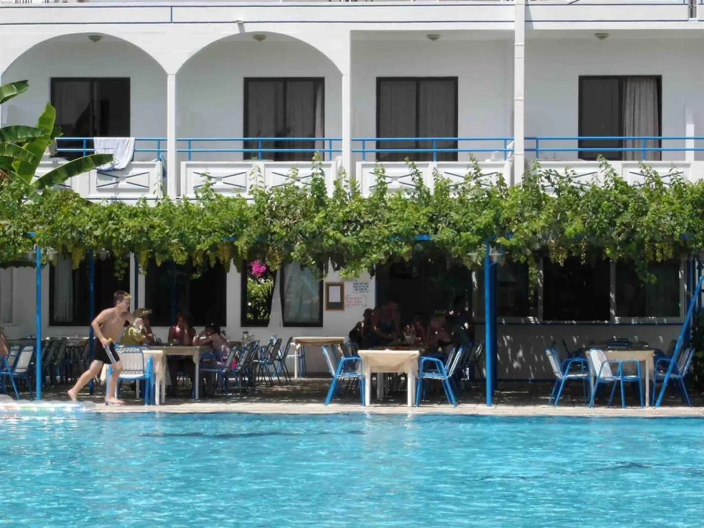 Garden Hotel