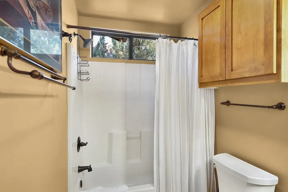 Mammoth Rock Retreat Villa-Sleeps 4
