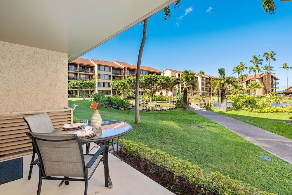 Papakea H107 1 bedroom, 1 bath OceanView 1 Condo by RedAwning
