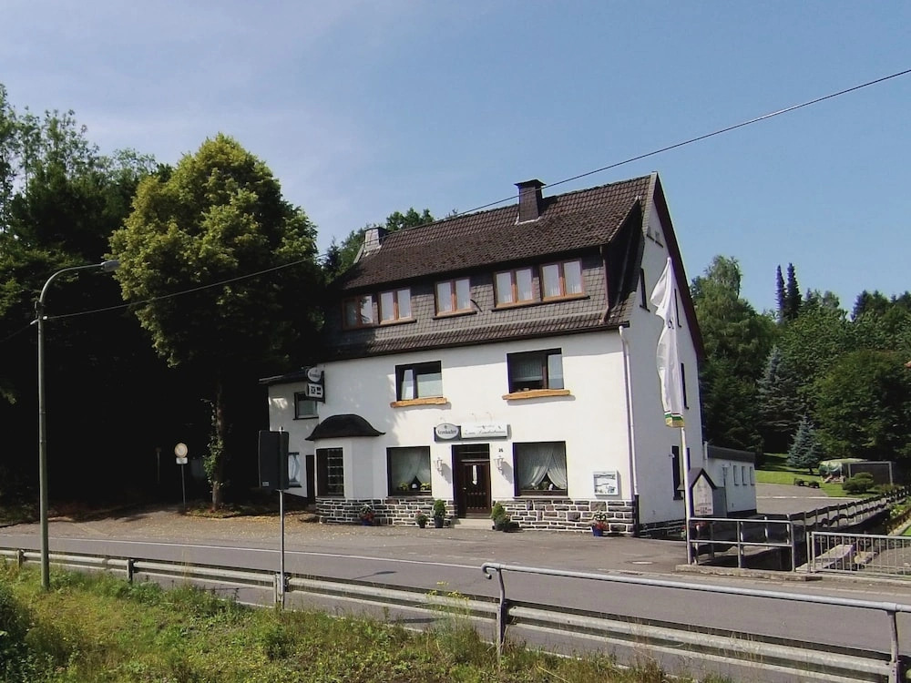 Zum Lindenbaum