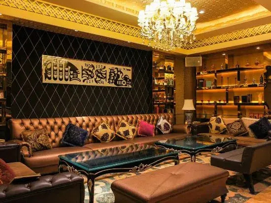 Huayun  Hotel (Heyuan Wanlongcheng Branch)