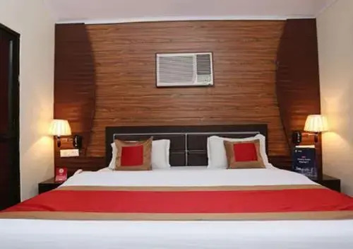 Corbett Jungle Holiday Spa & Resort