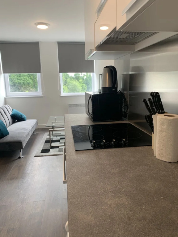 Top Floor - Serviced Apartments