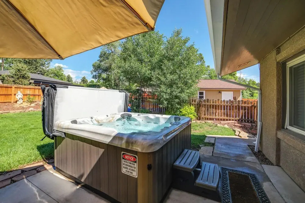 Colorado Home w/ Pickleball: 1 Mi to Broadmoor!