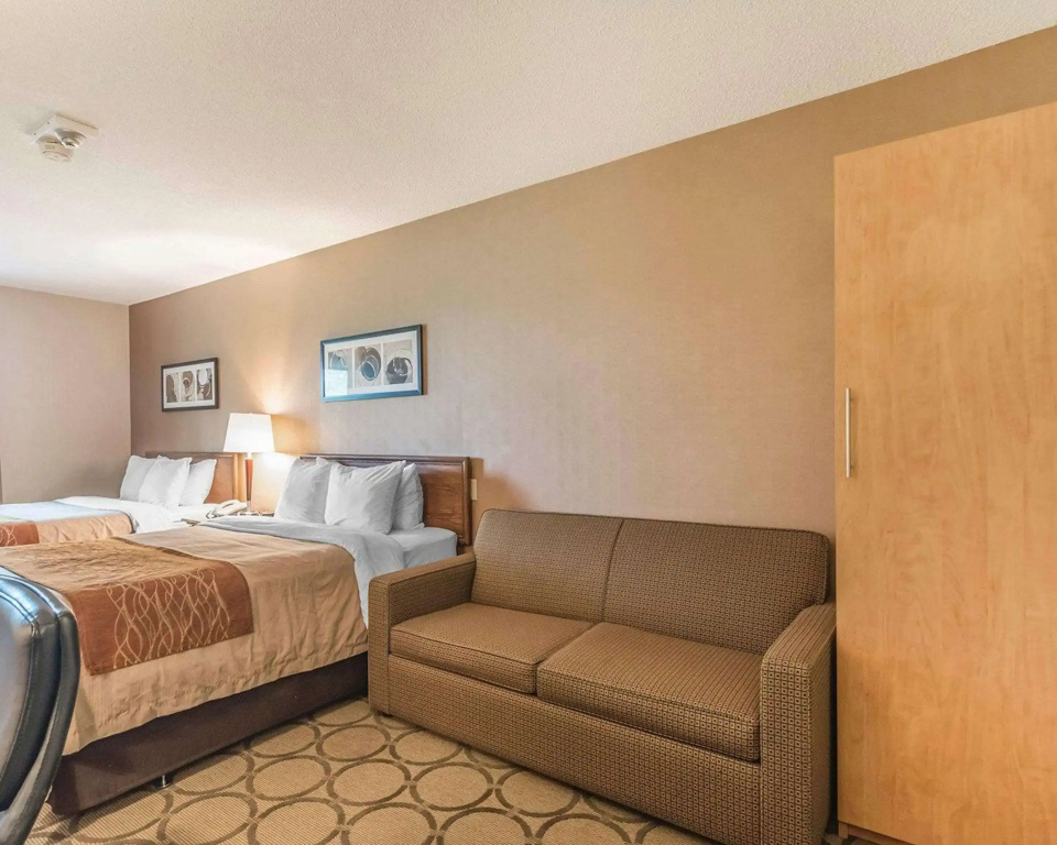 Comfort Inn Drummondville - Highway 20