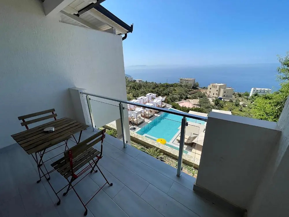 Hotel Amare