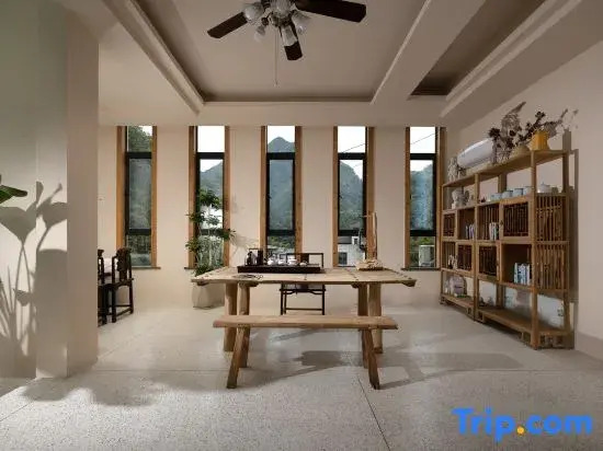 Jishe Light Luxury Family Holiday Homestay