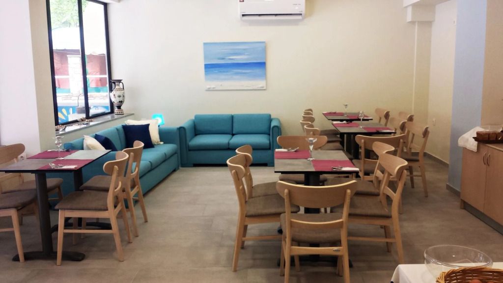 Efrosini Hotel Apartments & Studios