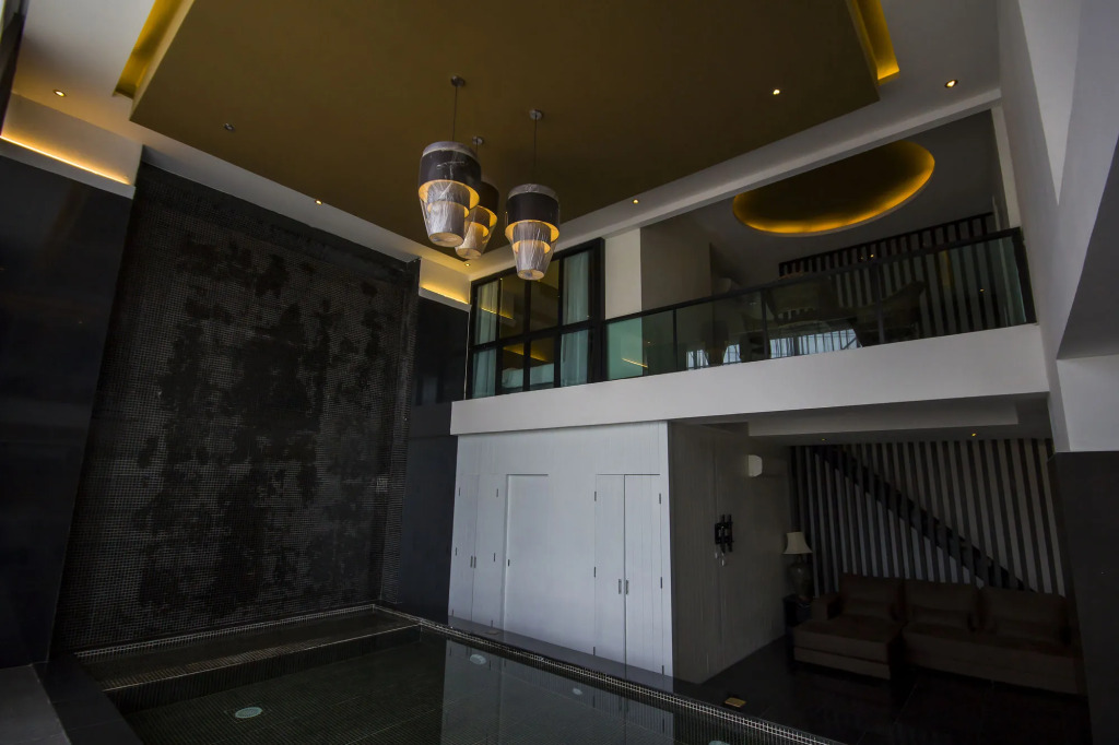 Hamilton Grand Residence