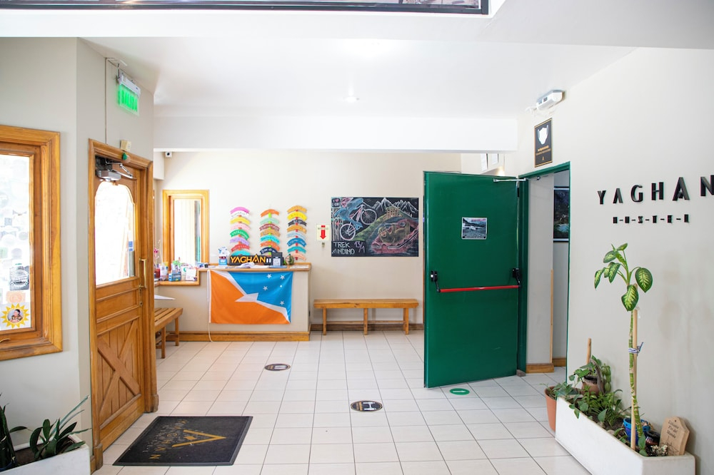 Yaghan Hostel