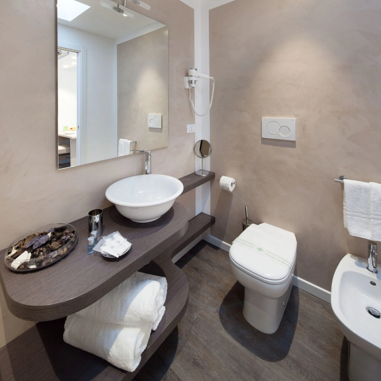 Отель Studio Inn Centrale & Milano Urban Padel