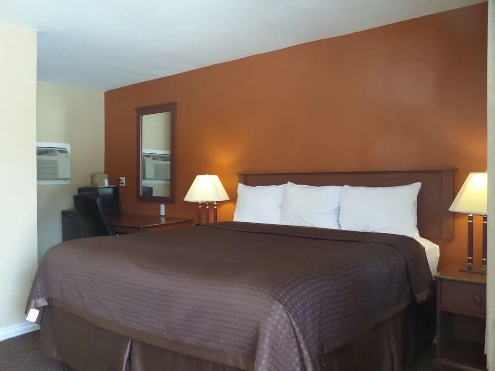 Starlite Motel