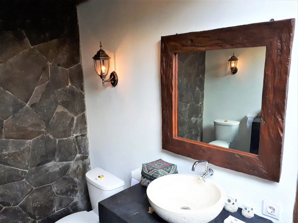 The Calmtree Bungalows