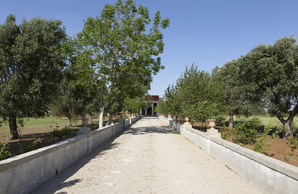 Villa Urso BedWine