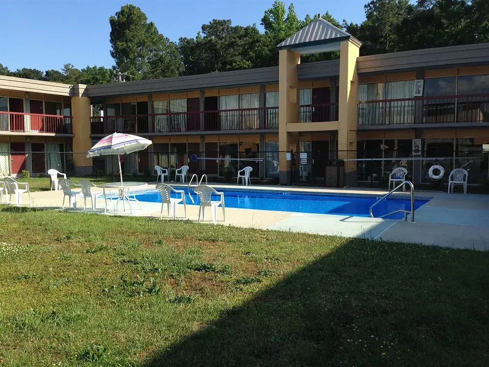 Super 8 by Wyndham Goldsboro