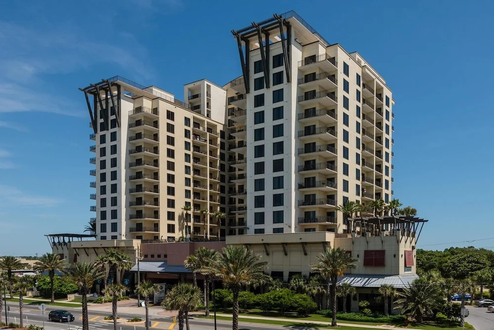 Origin at Seahaven 825