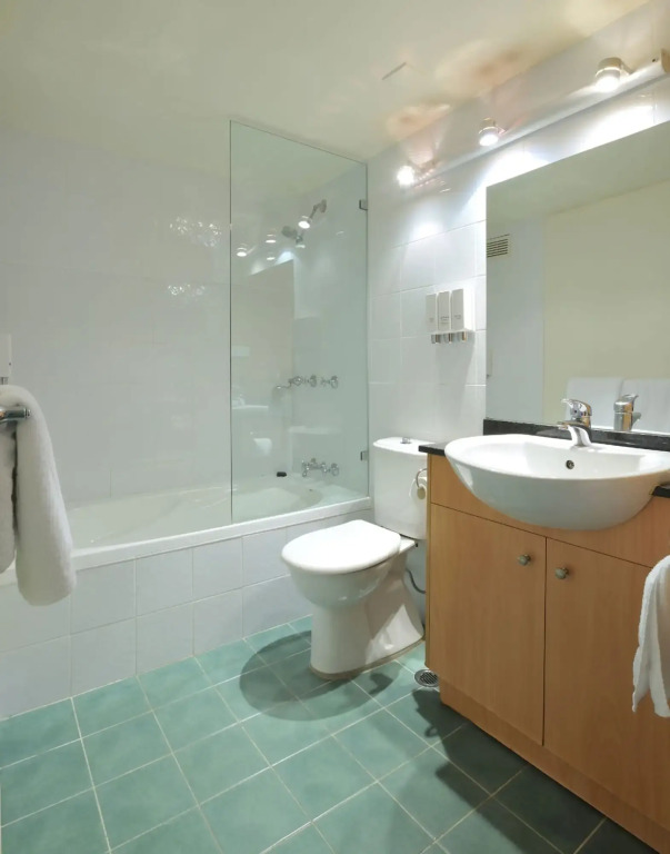 Metro Apartments on Darling Harbour