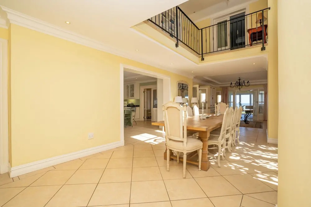Charming Langebaan Holiday Home With Panoramic Views