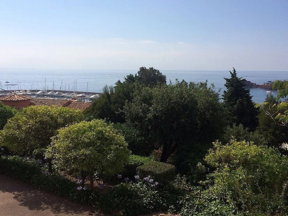 T3 La Figueirette vue mer plage à 80m