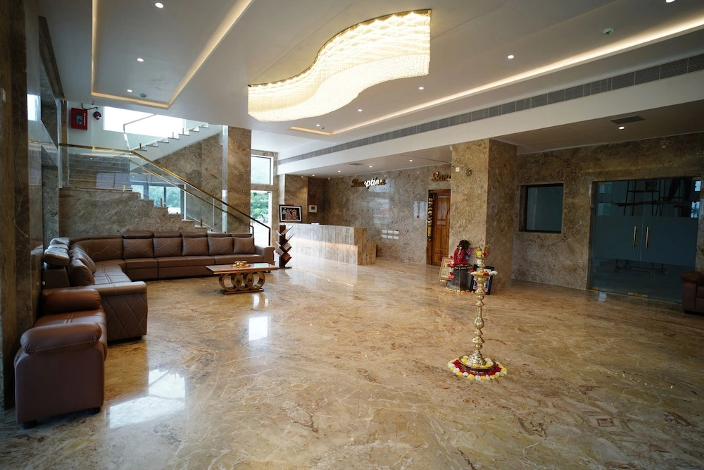 Ellora Hotel
