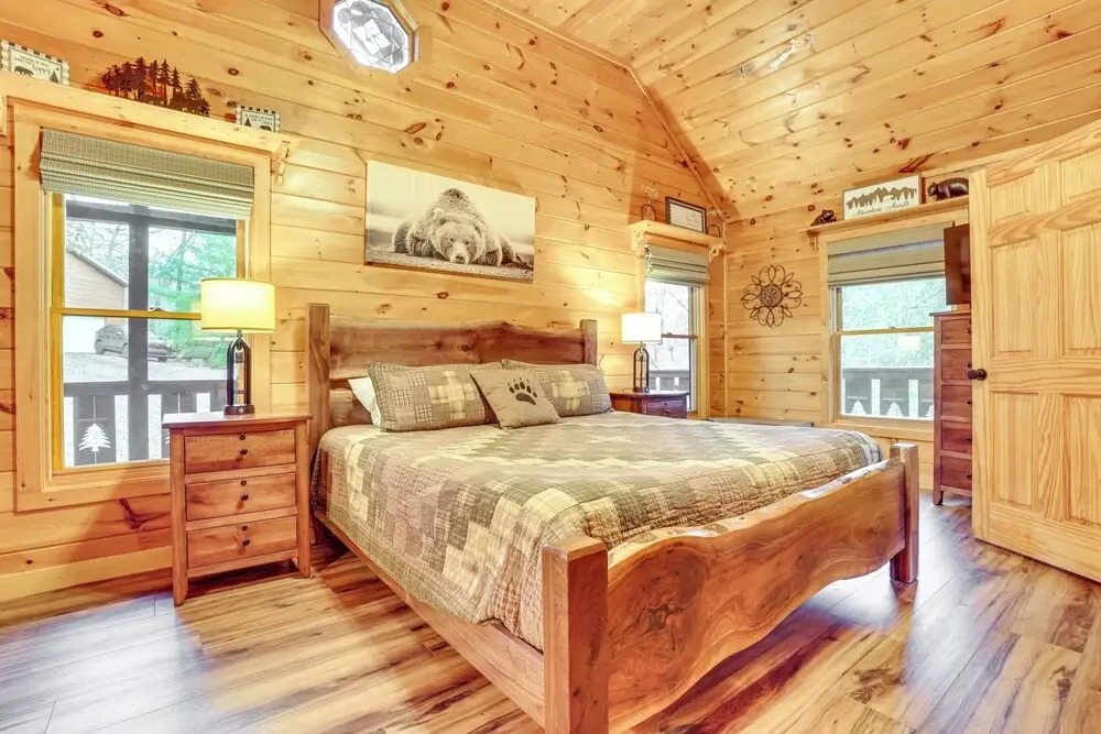 2-tier Deck & Hot Tub: Quiet Sevierville Cabin