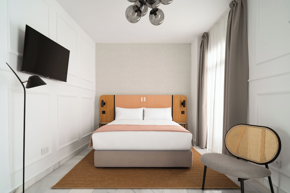Limehome Madrid Sol