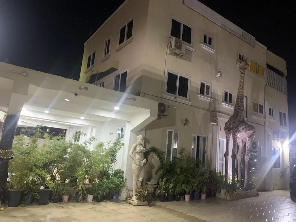 Hg Palace Lodge