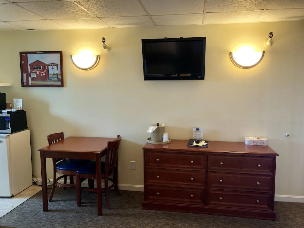 Atlantic Oceanfront Hotel, Wells Beach