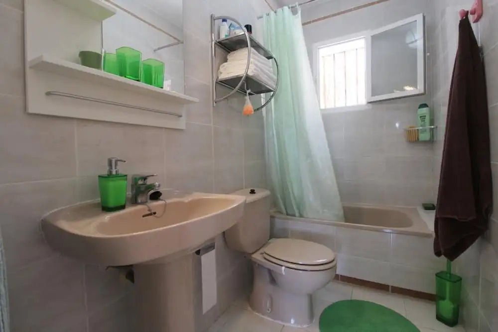 House - 2 Bedrooms with Pool and WiFi - 107850