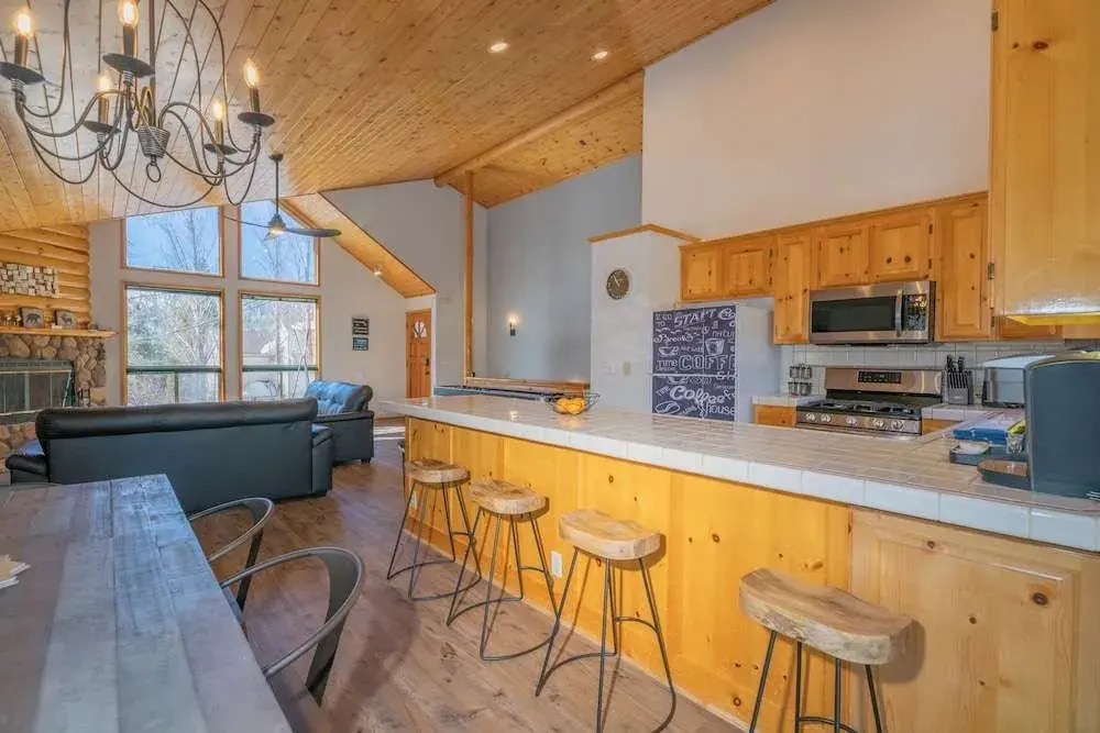 Moonridge Treehouse