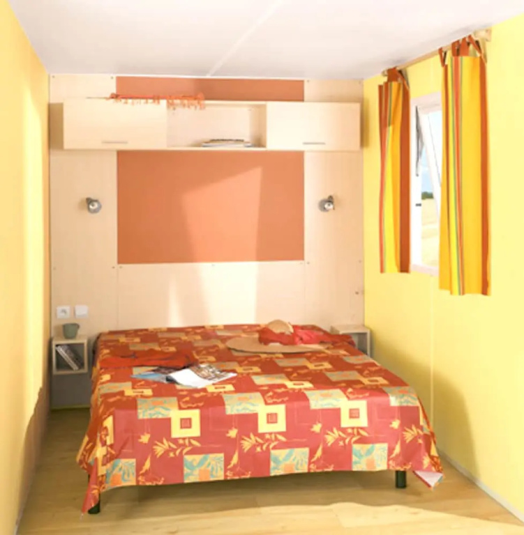 Property With 2 Bedrooms in Juncalas, With Wonderful Mountain View, Furnished Terrace and Wifi - 7 km From the Beach