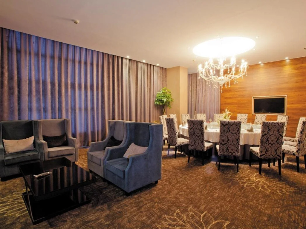 Zixin Hotel