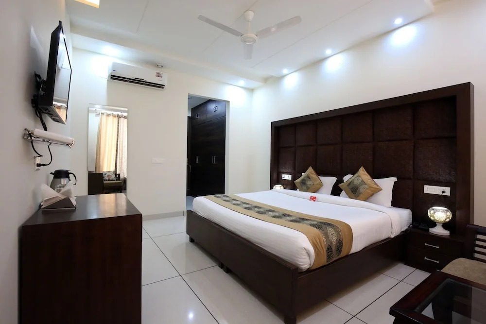 Hotel The 13een