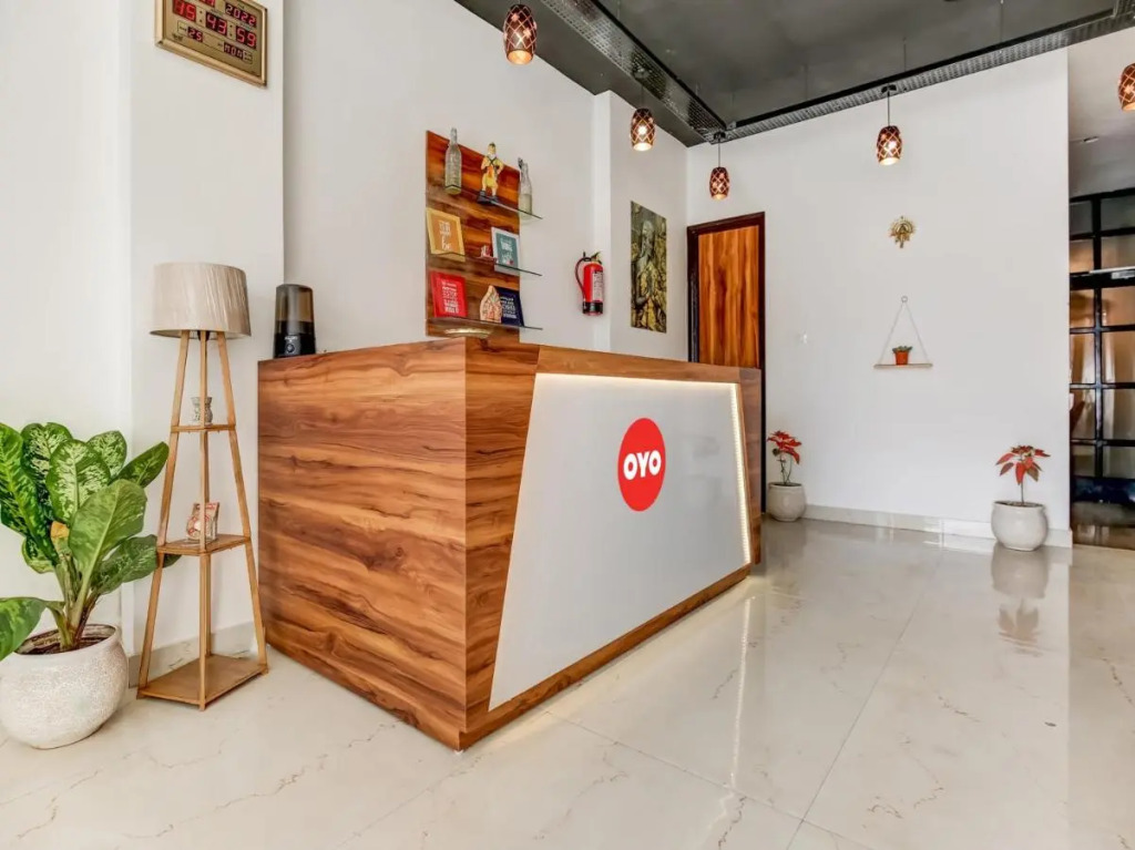 OYO Flagship 70397 Hotel Royal Kingz