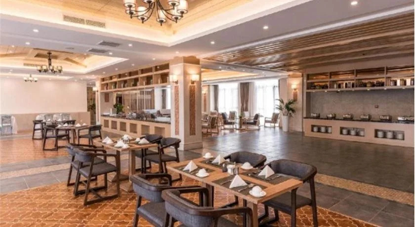 The Golden Beach No.1 Boutique Hotel