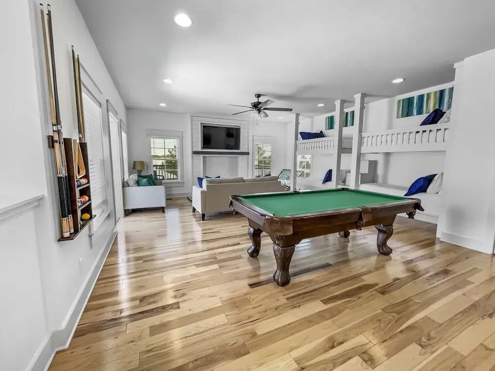 Ciao Bella 7 Bedroom Home by RedAwning