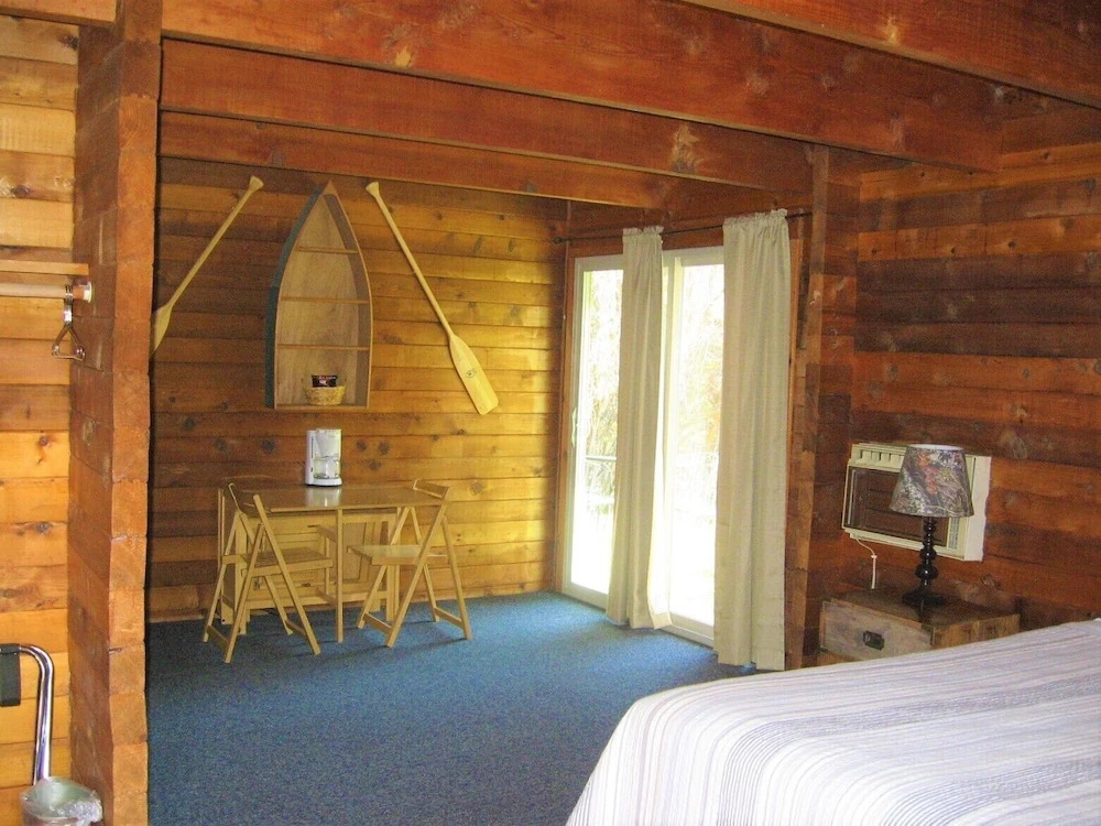 Virginian Resort