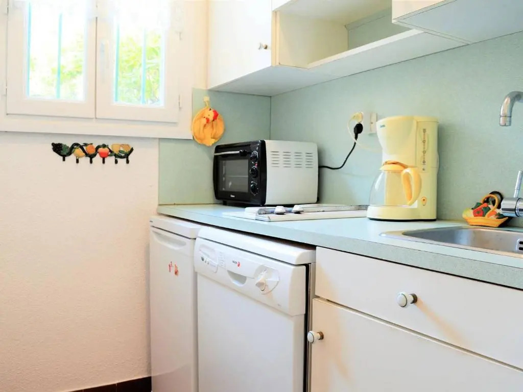 Appartement Le Lavandou, 2 pièces, 4 personnes - FR-1-251-238