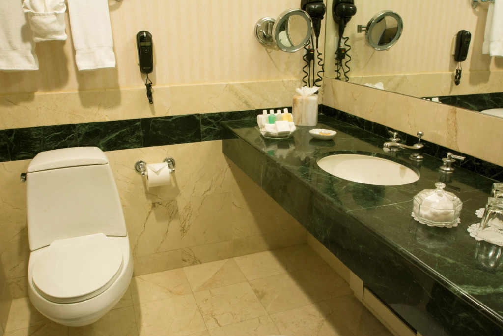 Inn at Great Neck, WorldHotels Crafted