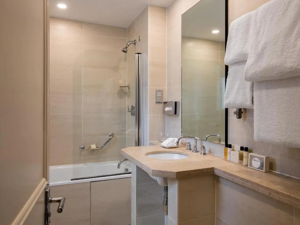 L’Horizon Beach Hotel & Spa